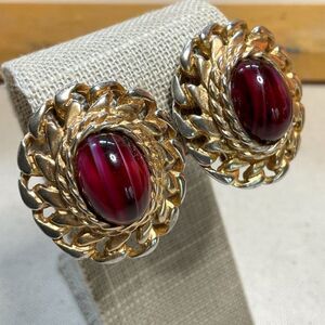 Vintage 80s Carolee Clip-On Earrings Gold Tone Marbled Glass Cabochon Retro Bold